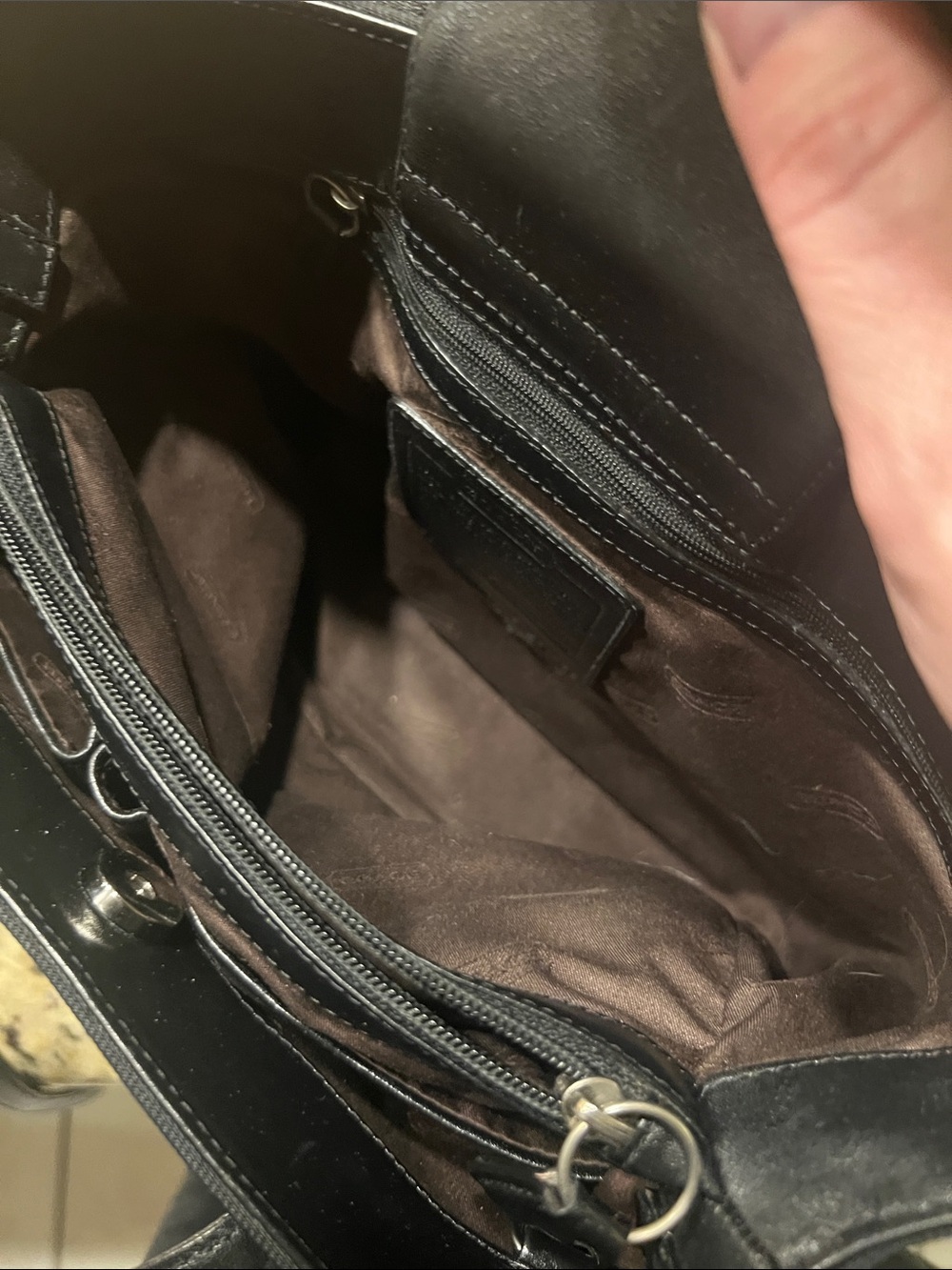 Coach 1999 Mercer Satchel with Leather Handles, Crossbody Strap and Hangtag - Picture 4 of 6